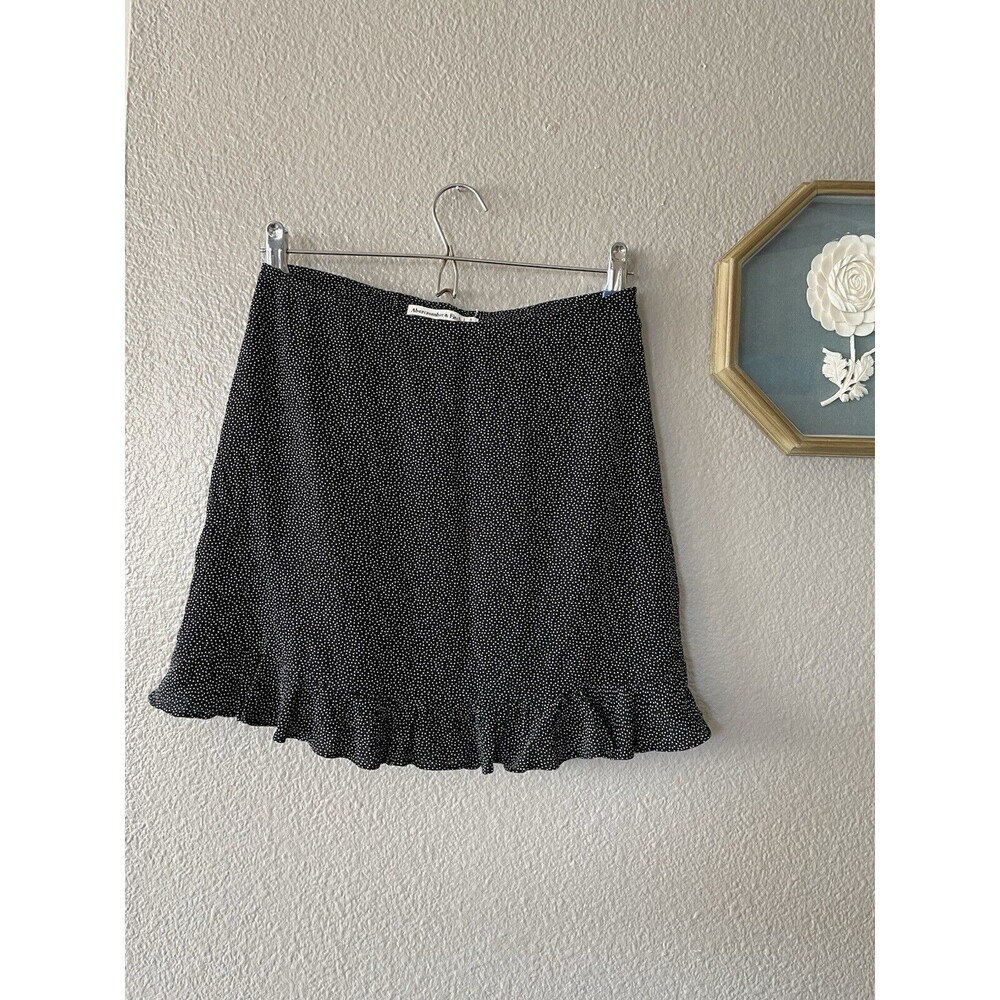 NWT Abercrombie & Fitch Women’s speckled Mini Skirt ruffle edge Size S - Picture 2 of 6